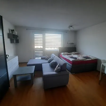 Cakovice * Prága