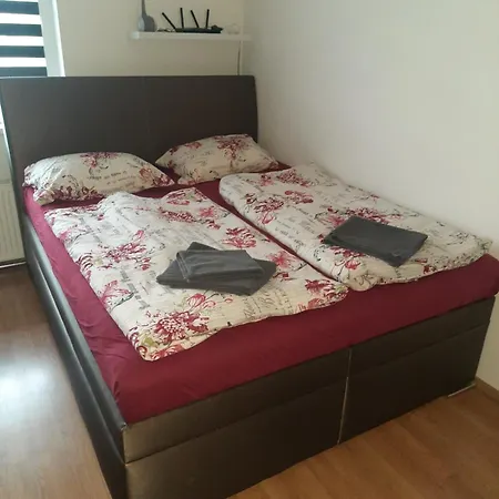 Cakovice * Prága