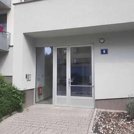 Cakovice Prága